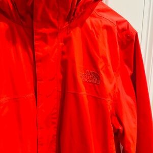 The North Face Fire Orange Windbreaker (like new!!!!!)